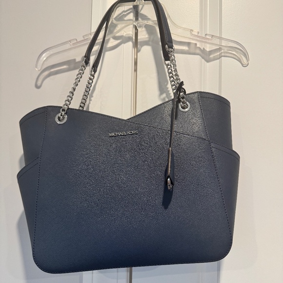 Michael Kors Jet Set Navy Blue Shoulder Bag - Picture 1 of 2